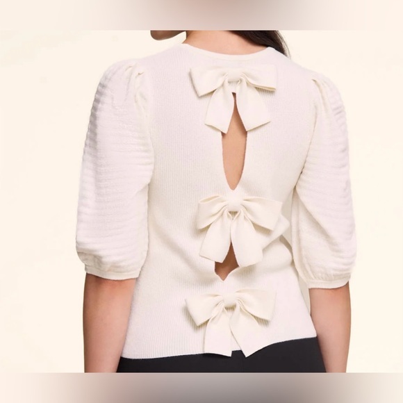 le chateau Sweaters - Puff Sleeve Sweater With Bows